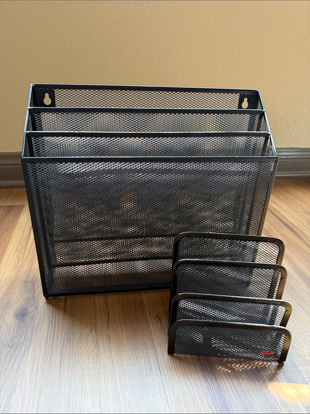 Black Rubbermaid Metal Mesh Desk File Organizer and Letter Sorter